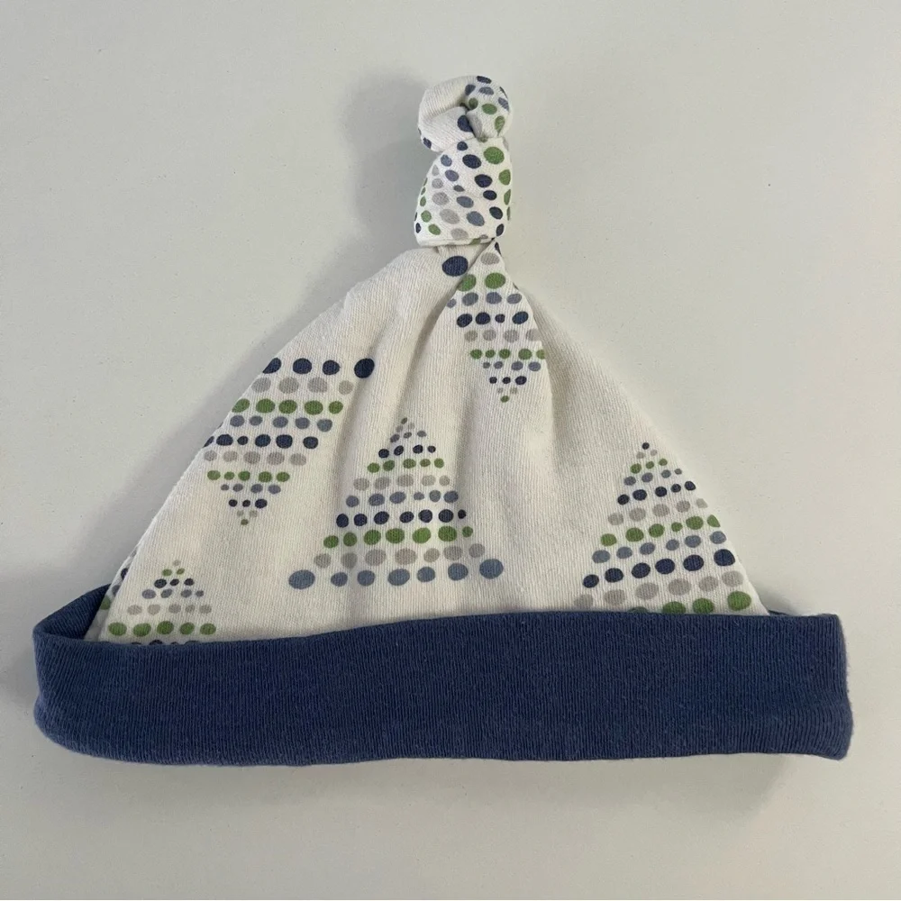 Chickpea knotted baby hat - blue, green, gray dots